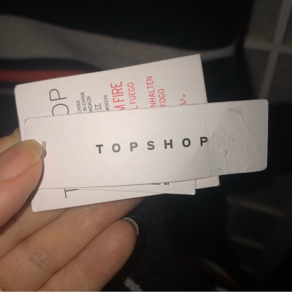 🎓TOPSHOP  Puffer Love Scarf cozy  Black Orange 72in New with Tags - Picture 9 of 12